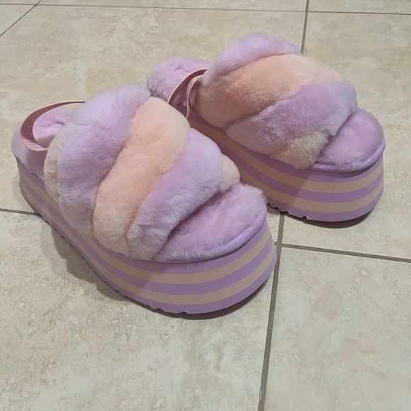 UGG Disco Stripe Platform Slippers - Picture 2 of 4